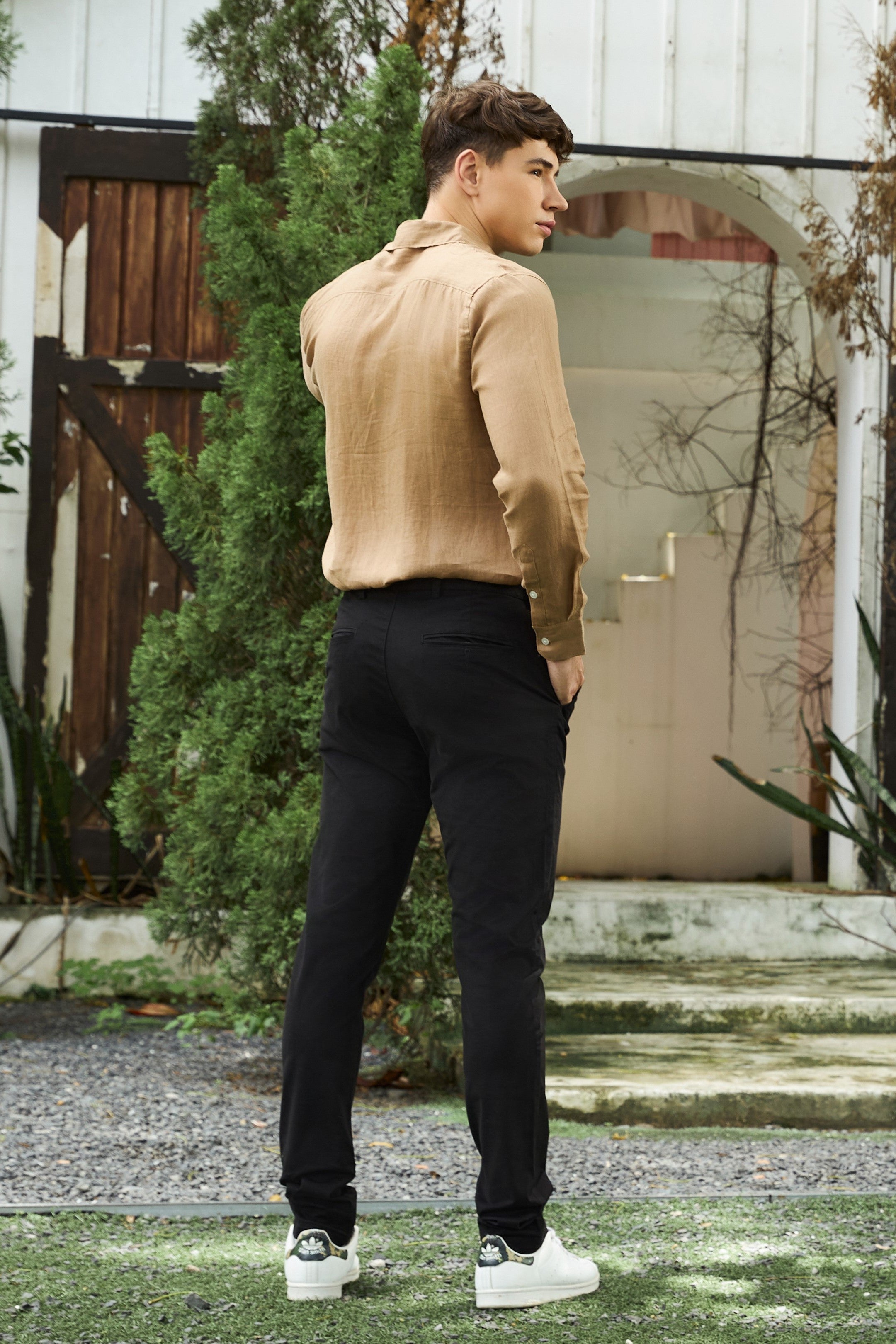 La Forbie Áo Sơ Mi Linen Nam Tay Dài – Xu Hướng Mới Cho Phong Cách Sống Tự Nhiên, Thanh Lịch